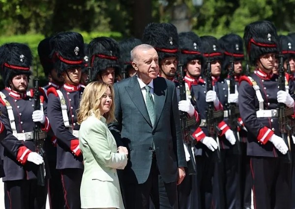 Cumhurbaşkanı Erdoğan'dan İtalya'da net mesaj: Ticaret hedefimiz 40 milyar dolar
